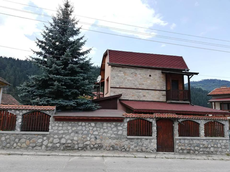 Guest House Diva Reka Beli Iskar Bagian luar foto